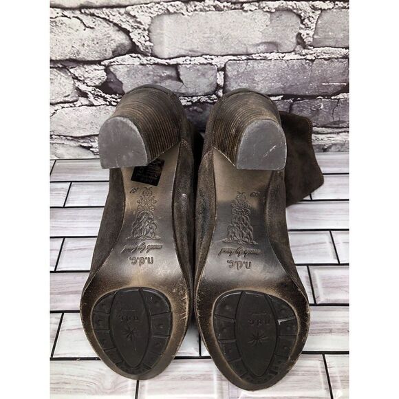 N.D.C. Made by Hand Brown Suede Leather Heel Ankle Boots Shoes Women Sz 39EU/8.5 - Picture 13 of 16